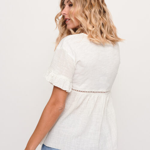 Blusa Blanca Manga Volante