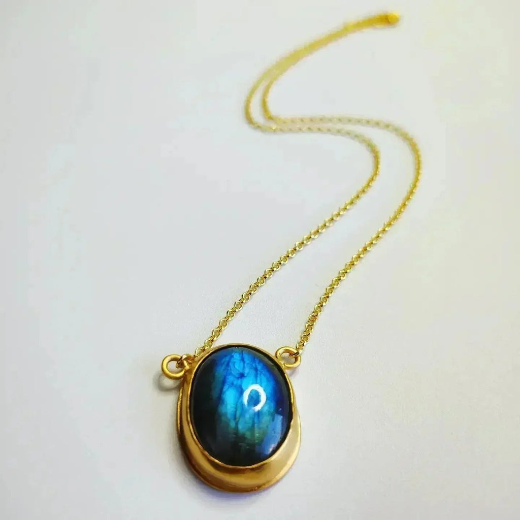 Oval Labradorite Pendant